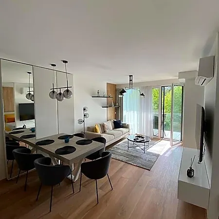 Appartamento Clyde-premium Lelle Waterfront Private *